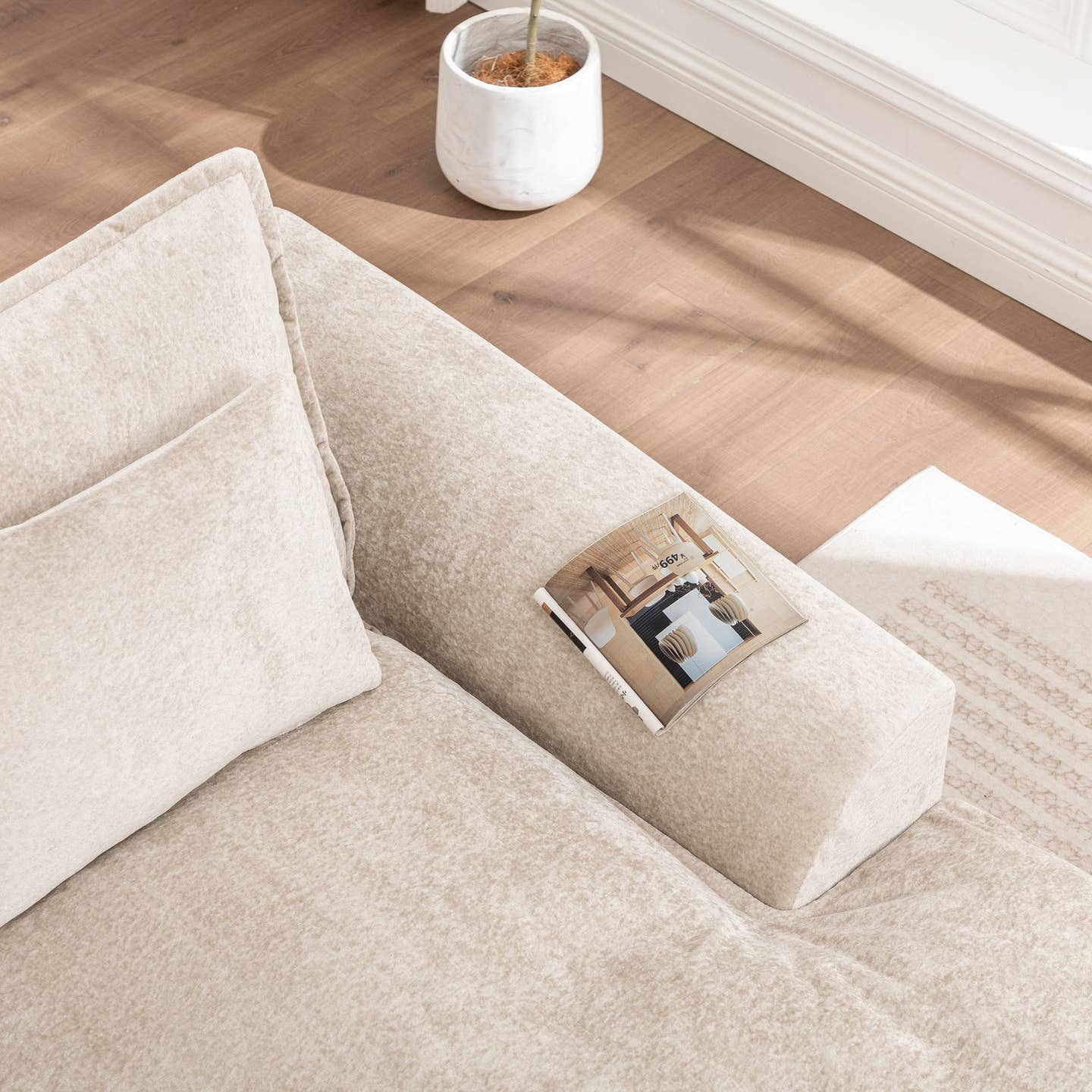 Wholesale Ivory Chenille L‑Shaped Modular Sectional Compressed Sofa